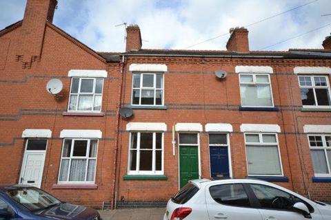 2 bedroom terraced house to rent, Howard Road, Leicester