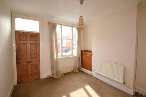 2 bedroom terraced house to rent, Howard Road, Leicester