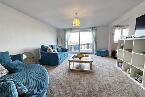 2 bedroom apartment for sale, Lamorne Close, Perranporth