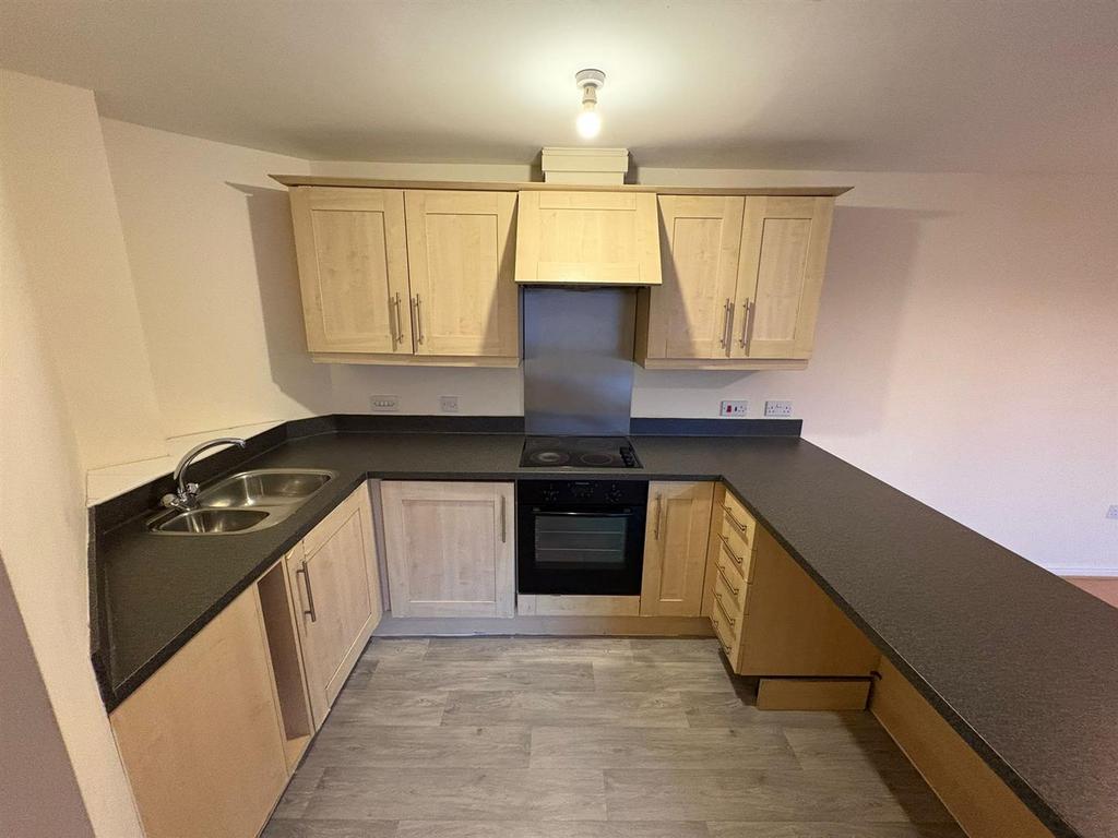 Kitchen 3.jpeg