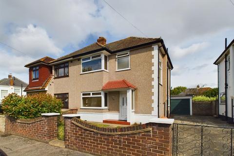 3 bedroom house for sale, Eyhurst Avenue, Hornchurch