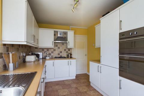 3 bedroom house for sale, Eyhurst Avenue, Hornchurch