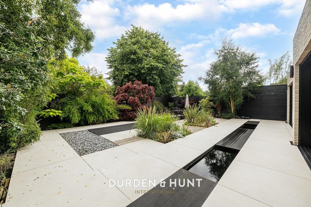 Bushey-64.1.jpg