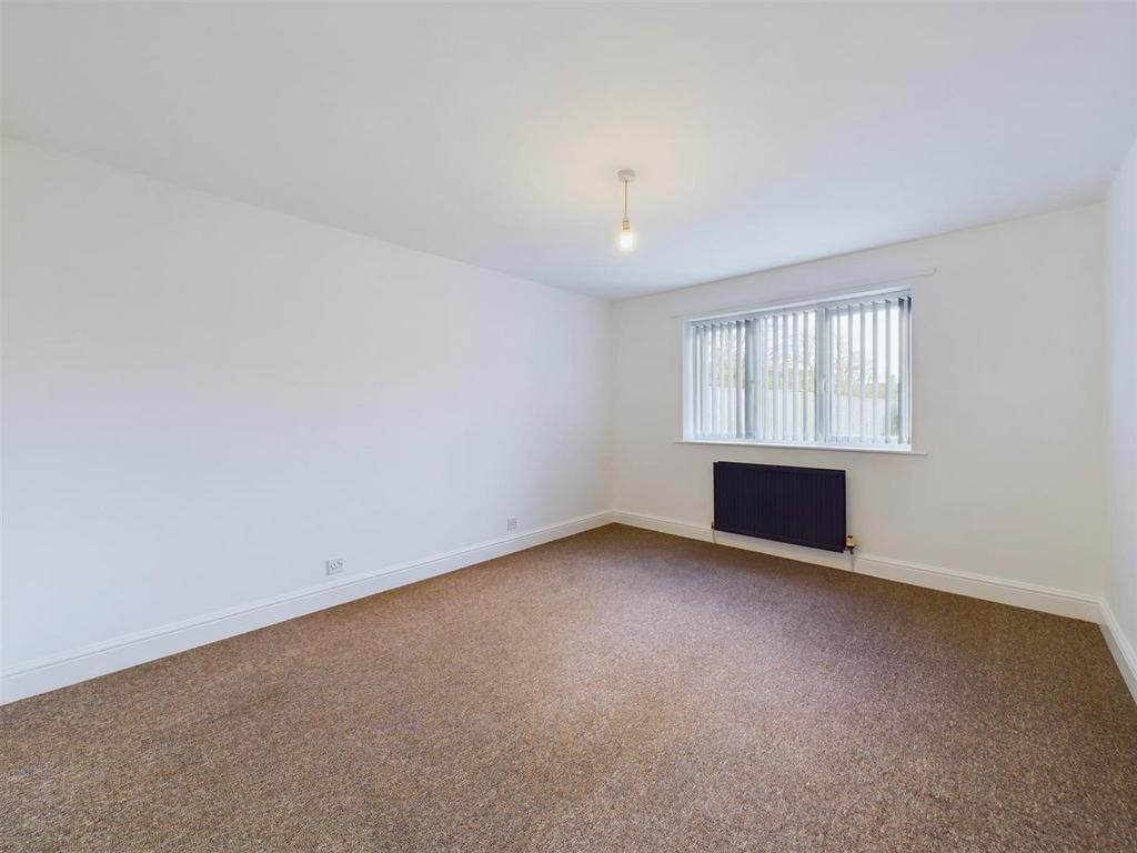 Bedroom: