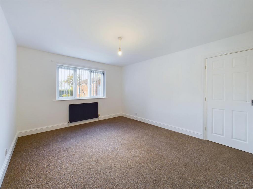 Bedroom: