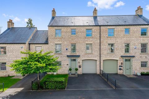 4 bedroom townhouse for sale, Hampole Way, Wetherby LS23