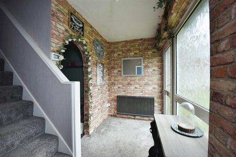 3 bedroom terraced house for sale, Wood Farm Close, Leigh-on-Sea SS9