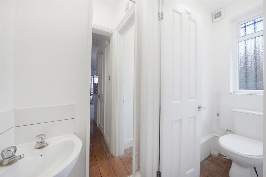 421 Roman Road - Qeeh AKDt Pk21 MFWWi Iyz.jpg