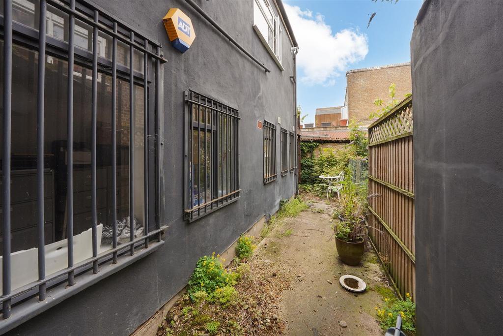 421 Roman Road - 0e32 Psc IUs E26rhn3 EOP.jpg