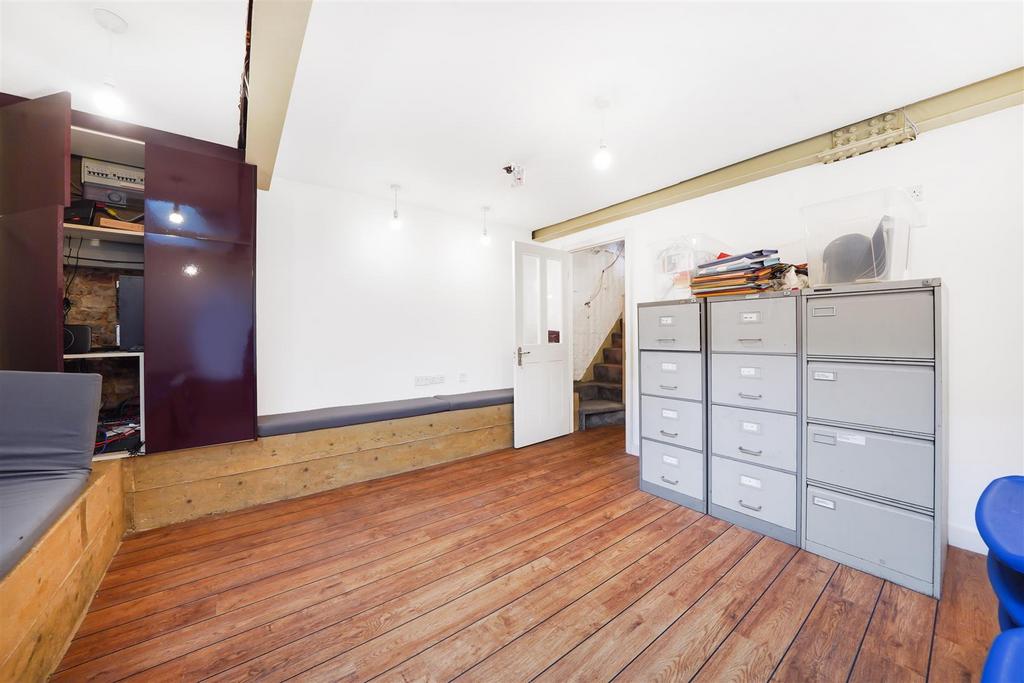 421 Roman Road - Jk D08 Ya Tz C9 PBj Ps Df Rz.jpg