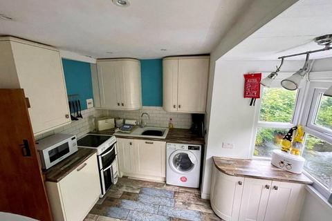 2 Glanynant, Upper Corris, Machynlleth, SY20 9BW