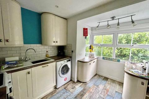 2 Glanynant, Upper Corris, Machynlleth, SY20 9BW