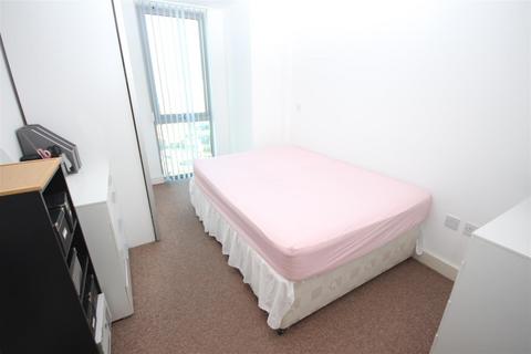 2 bedroom apartment to rent, Navigation Street, Birmingham