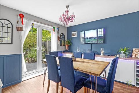 7 Badsey Road, Evesham, WR11 3DS
