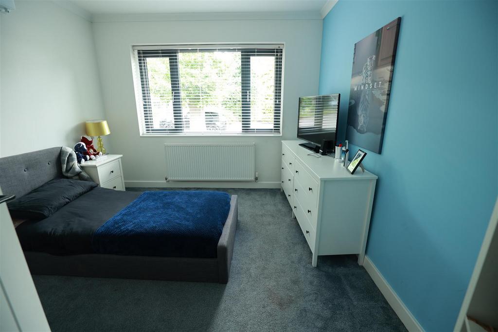 R6  2473.jpg