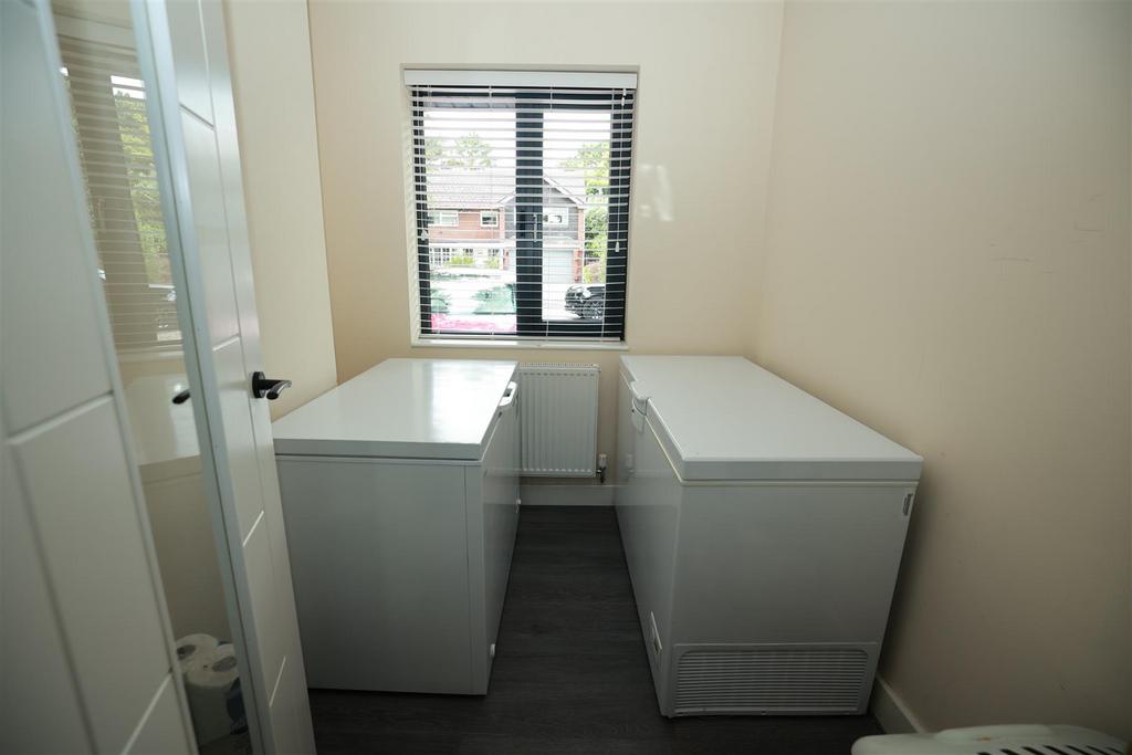 R6  2486.jpg