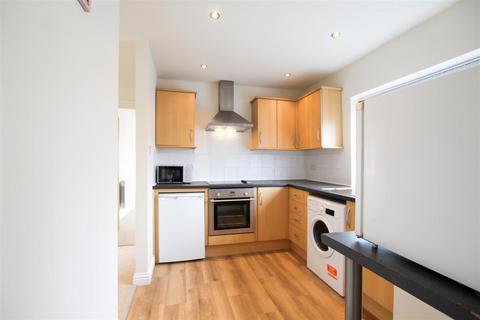 2 bedroom apartment to rent, High Street, Cambridge CB1