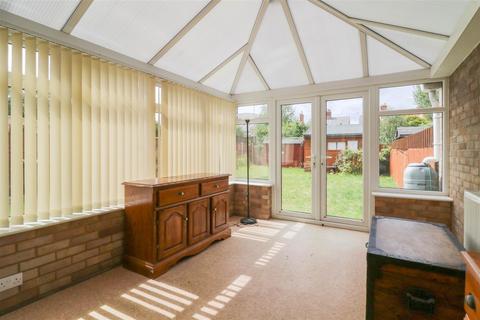 4 bedroom semi-detached house for sale, St. Fabians Close, Newmarket CB8