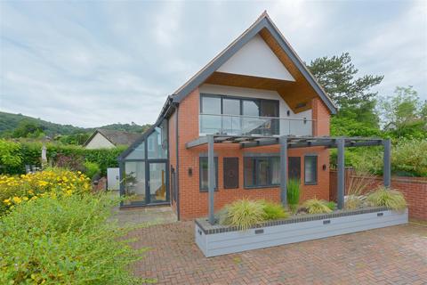 6 bedroom detached house for sale, Hazler Crescent, Church Stretton, Shropshire