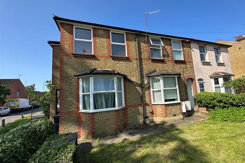 1 bedroom maisonette for sale, Gammons Lane, Watford WD24