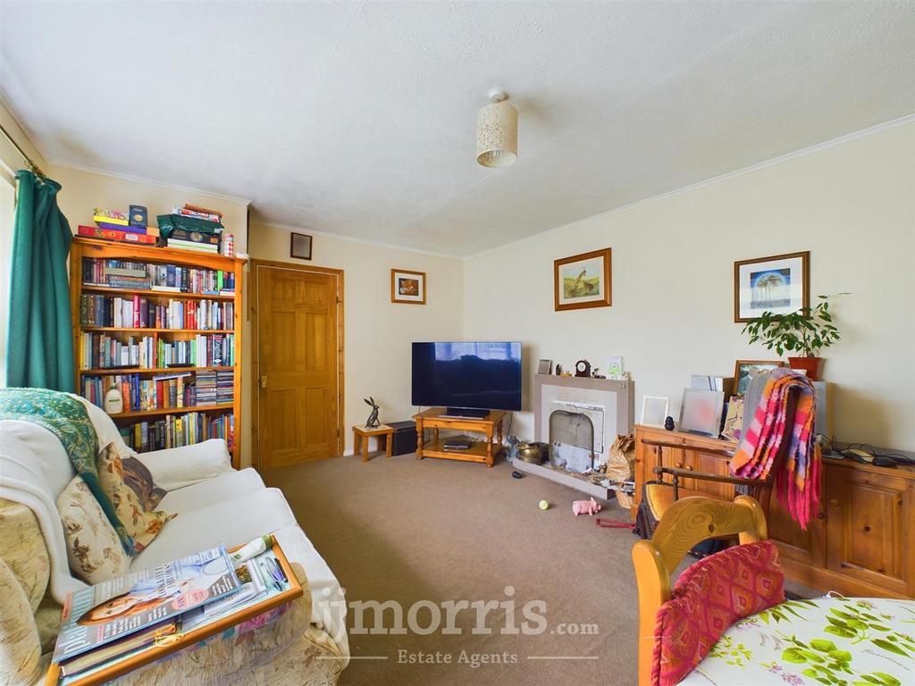 CAM02122 G0-PR0131-STILL011.jpg