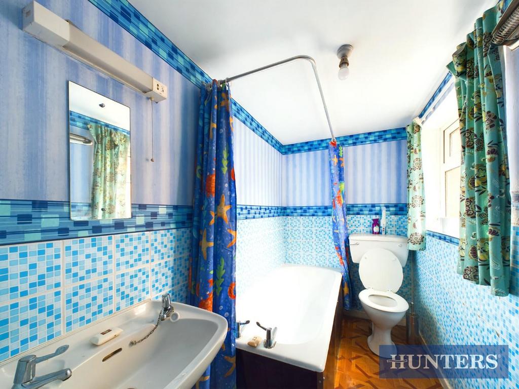 Bathroom alt 1