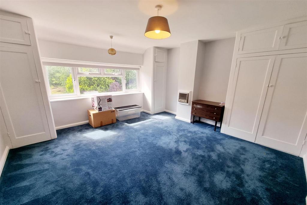 Bedroom 2: