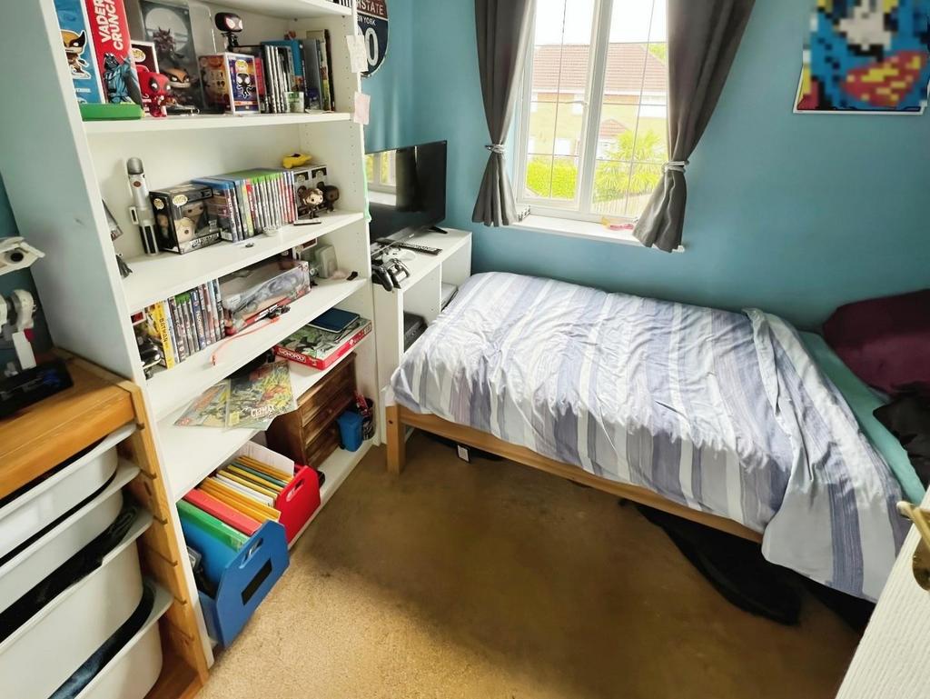 9bfe1e83-lkittle 20bedroom.jpg