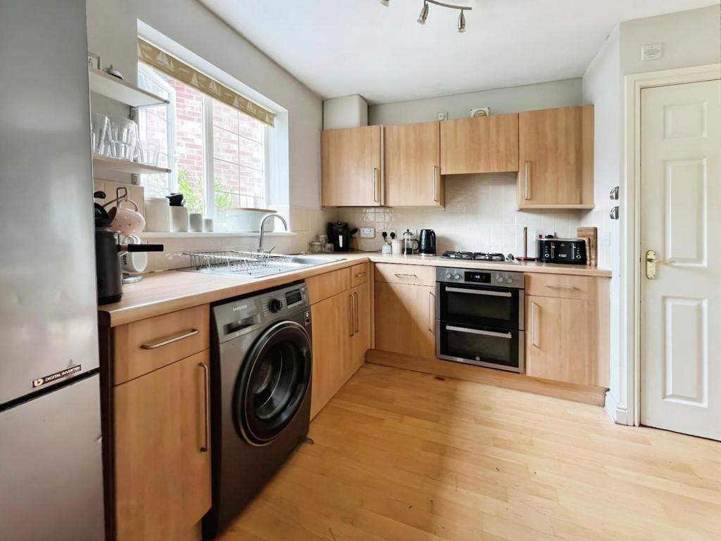 Ae174277-kitchen 205.jpg
