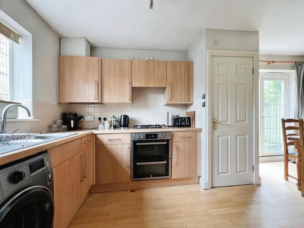 79767344-kitchen 204.jpg