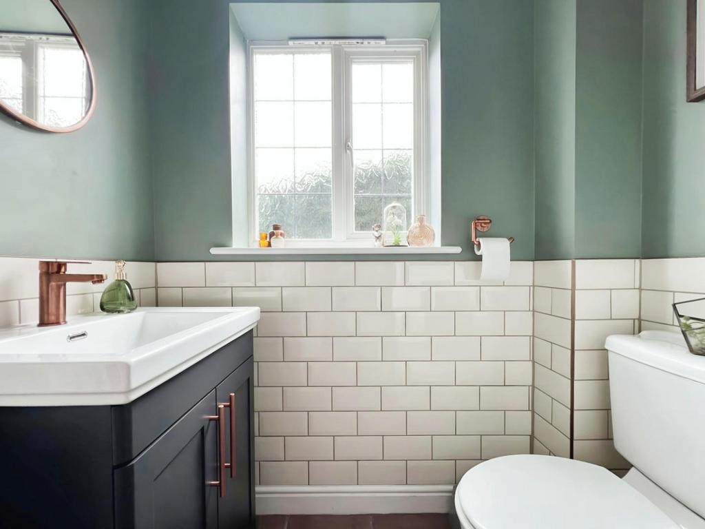 0b1c001b-downstiars 20toilet.jpg