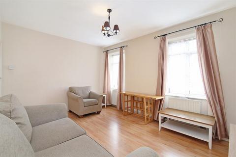 2 bedroom flat to rent, Harlynwood Close , SE5 0UE