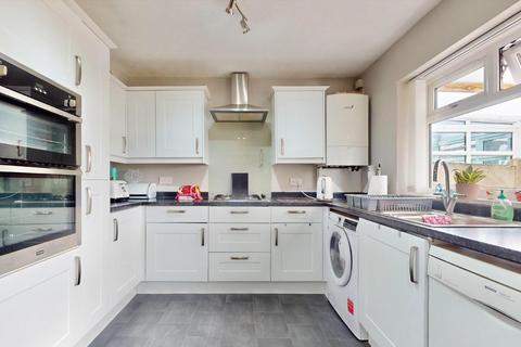 3 bedroom terraced house for sale, Gainsborough Road, Dagenham, RM8