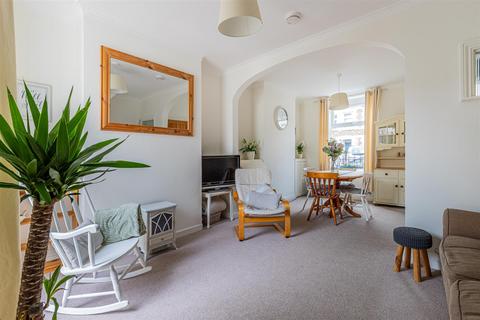 2 bedroom house for sale, Keppoch Street, Cardiff CF24