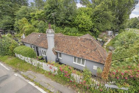 3 bedroom detached bungalow for sale, Sandyhurst Lane, Ashford TN25