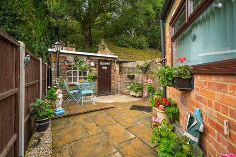 82 Beech Hill Road, Ascot, SL5 0BW