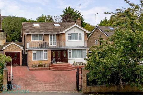 5 bedroom detached house for sale, Woodland Drive, Hove BN3