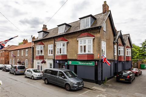 2 bedroom flat for sale, 21a & 21 High Street, Burton-Upon-Stather