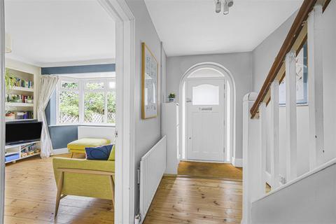 9 Highdown Avenue, Emmer Green, Reading, RG4 8QT