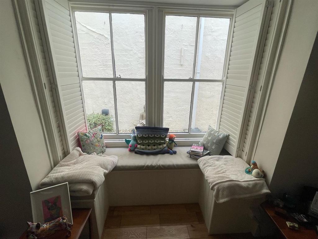 Window box.jpg