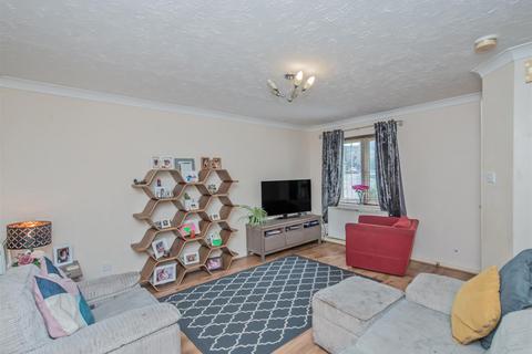 3 bedroom semi-detached house for sale, Royd Moor Road, Bradford