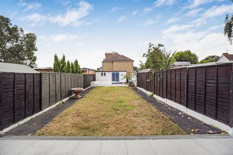 317 Gander Green Lane, Sutton, SM3 9QE
