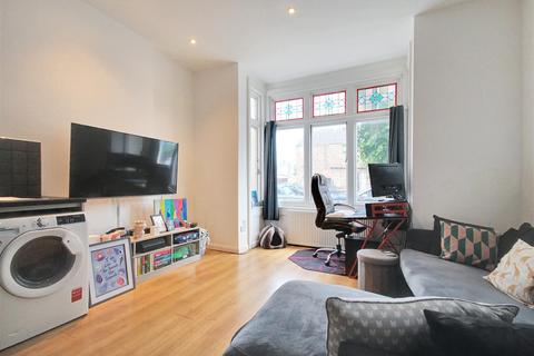 1 bedroom flat for sale, Warwick Gardens, Worthing Central