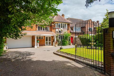 4 bedroom detached house for sale, Hamilton Avenue, Harborne, Birmingham, B17