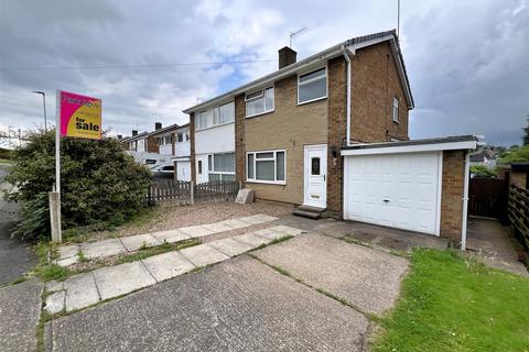 3 bedroom semi-detached house for sale, Dandy Mill Avenue, Pontefract