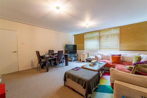 2 bedroom flat for sale, Woodbourne, Augustus Road, Edgbaston, Birmingham, B15