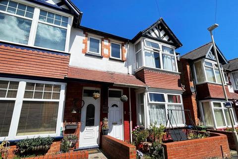 3 bedroom semi-detached house for sale, Harley Street, Scarborough YO12
