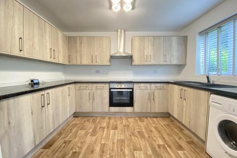 2 bedroom flat for sale, Chevin Court, New Zealand Lane, Belper DE56