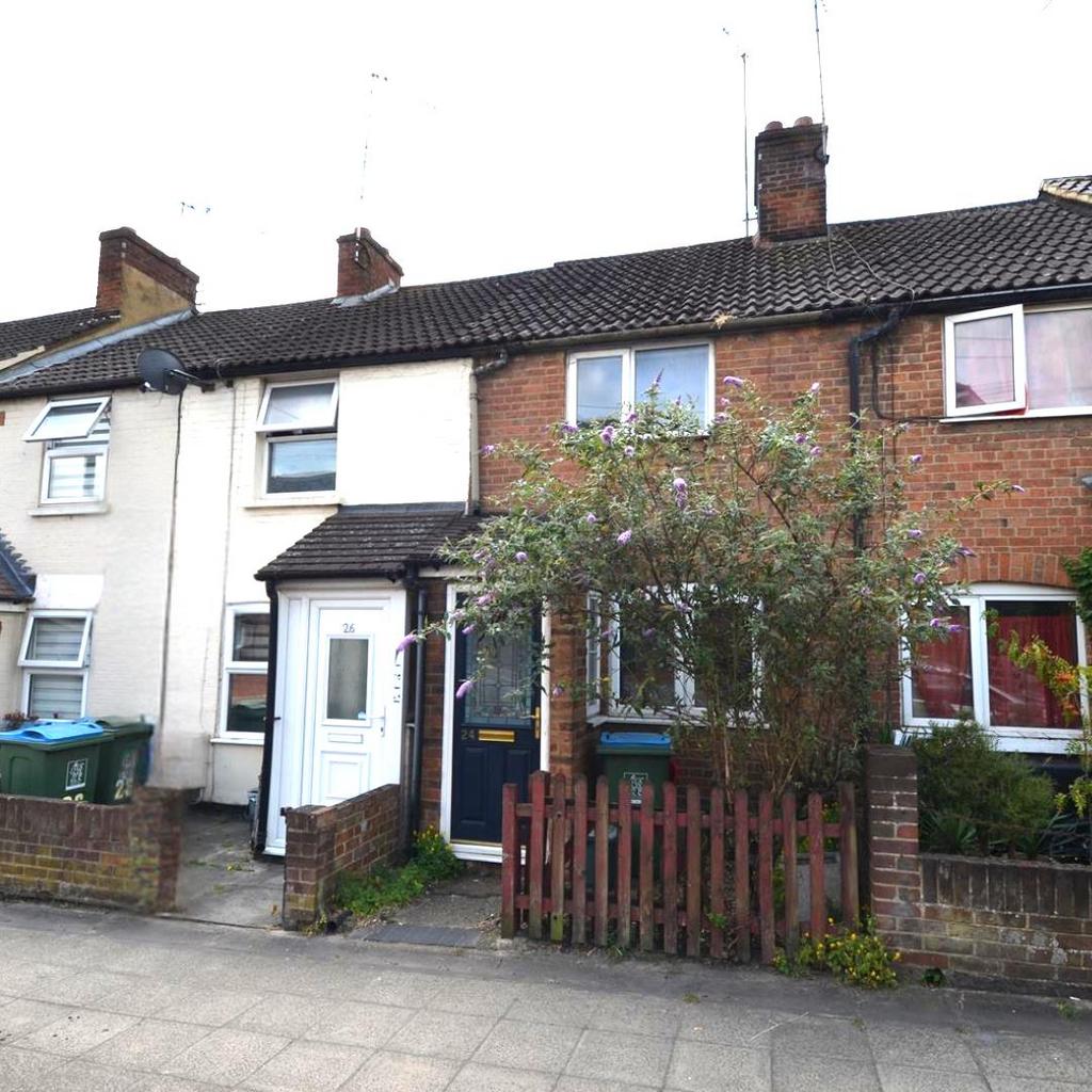 Park Street Aylesbury 2 Bed Terraced House 1 200 Pcm 277 Pw park-street-aylesbury-2-bed-terraced-house-1-200-pcm-277-pw
