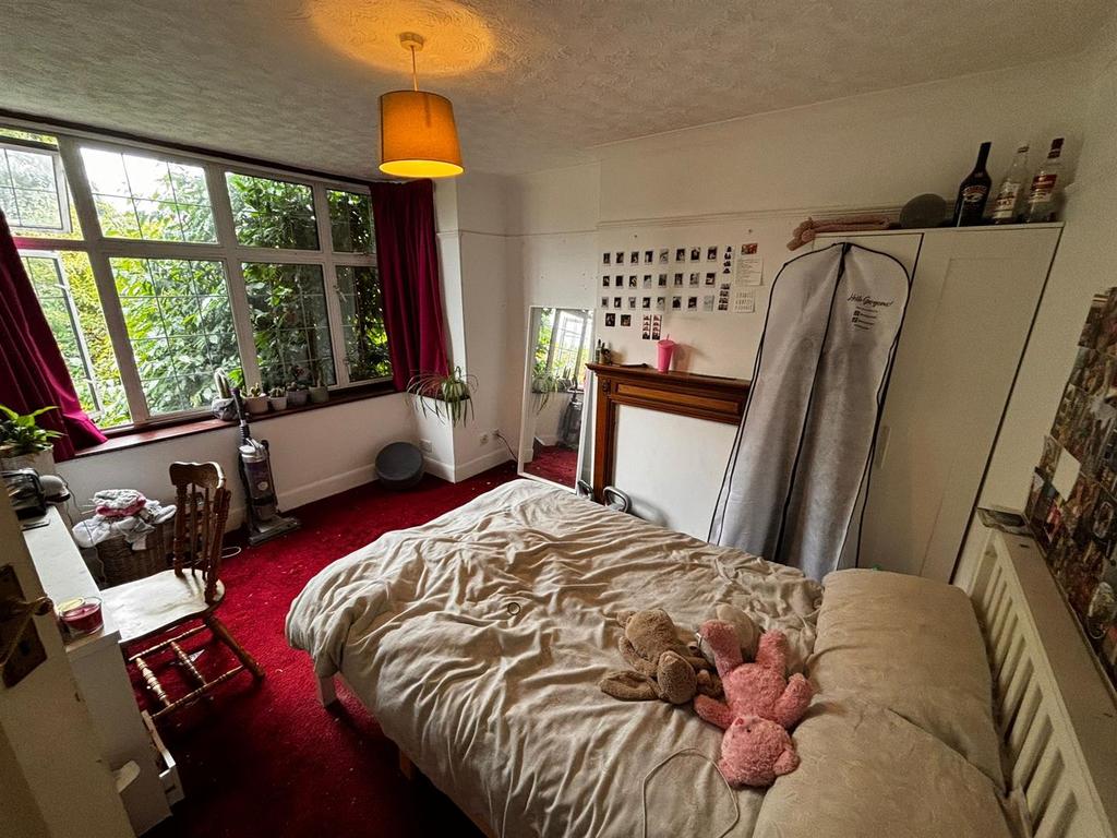 Bedroom 2.jpg